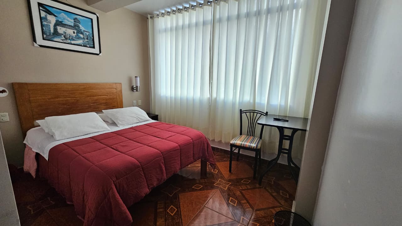 Tikary House Queen Room